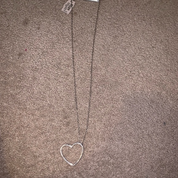 NWT necklace - Picture 3 of 4